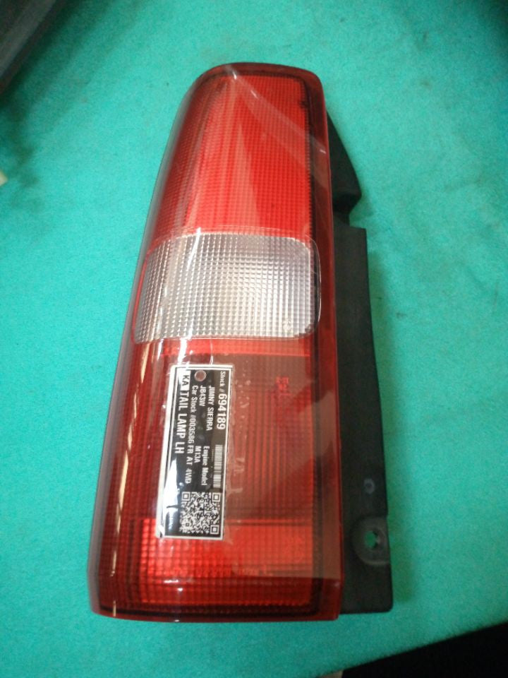 [TAIL LAMP LH]SUZUKI JIMNY SIERRA JB43W 2007 M13A FR AT 4WD #0003246694189