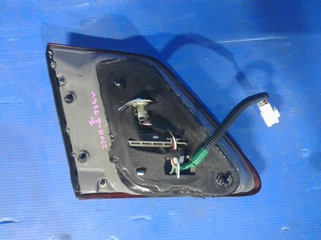 [R FINISHER PANEL]TOYOTA CROWN GRS202 3GR-FSE AT 2WD #0BD3253172568