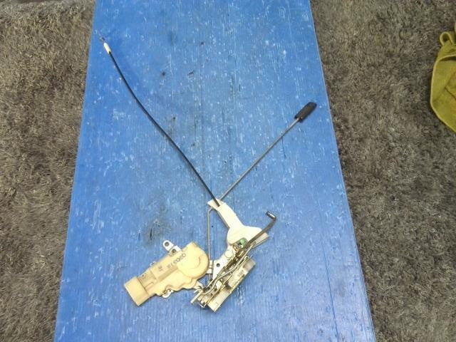 [Left F door lock solenoid]TOYOTA FUNCARGO NCP20 2NZ-FE AT 2WD #0BD3253173171