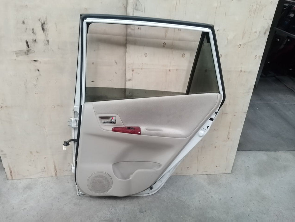 [R DOOR ASSY RH]TOYOTA COROLLA SPACIO NZE121 2003 1NZ-FE FF AT 2WD #0003244640769