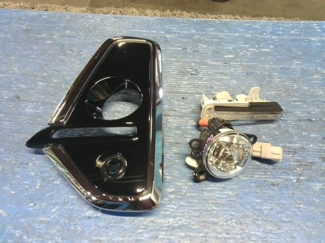[FOG LAMP RH]DAIHATSU TANTO LA650S KF AT 2WD #0BD3253182789