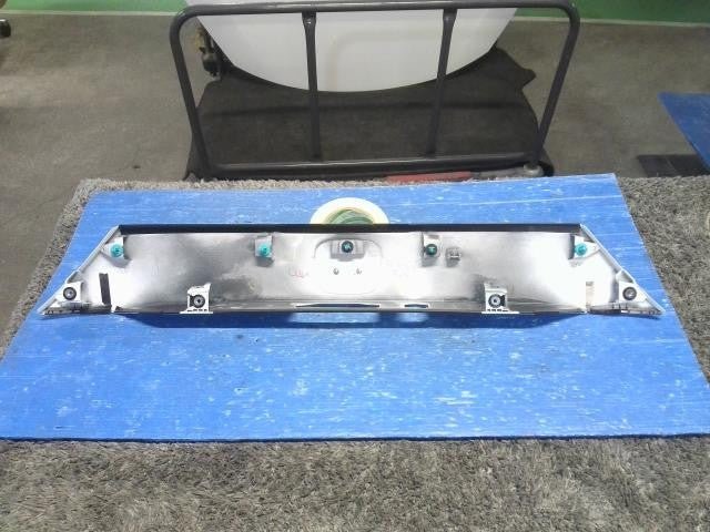 [R FINISHER PANEL]HONDA FIT GR3 LEB AT 2WD #0BD3253174516