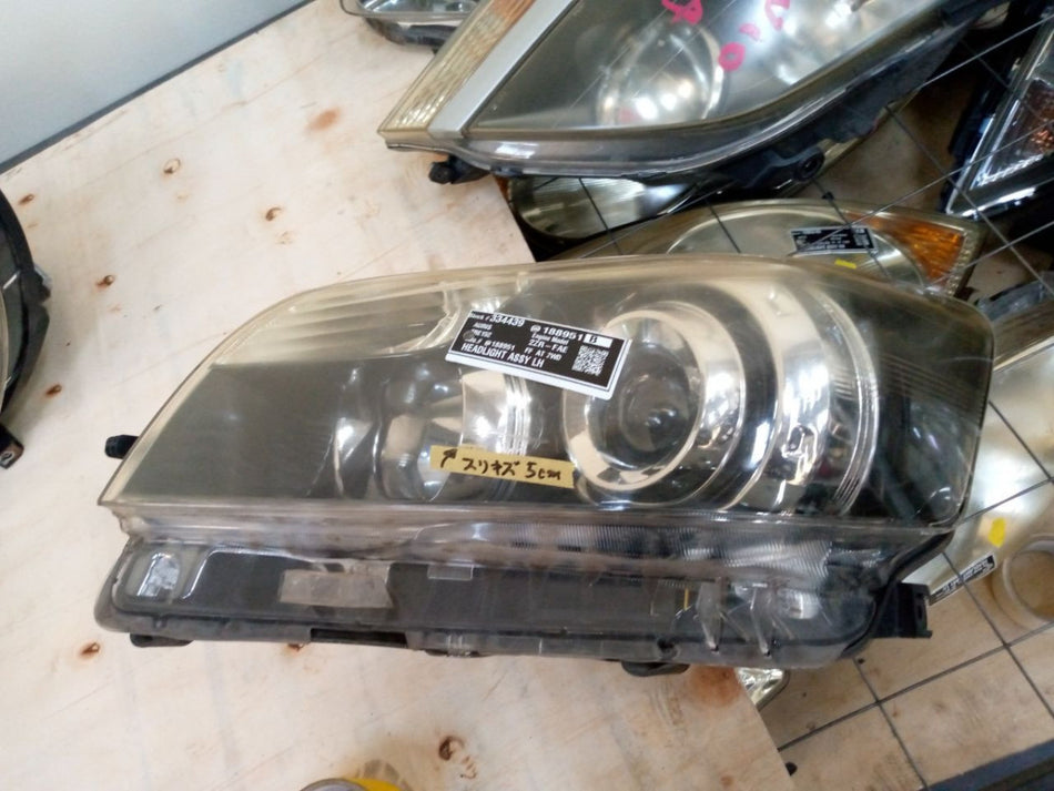 [HEADLIGHT ASSY LH]TOYOTA RUMION ZRE152 2ZR-FAE FF AT 2WD #0003231334439