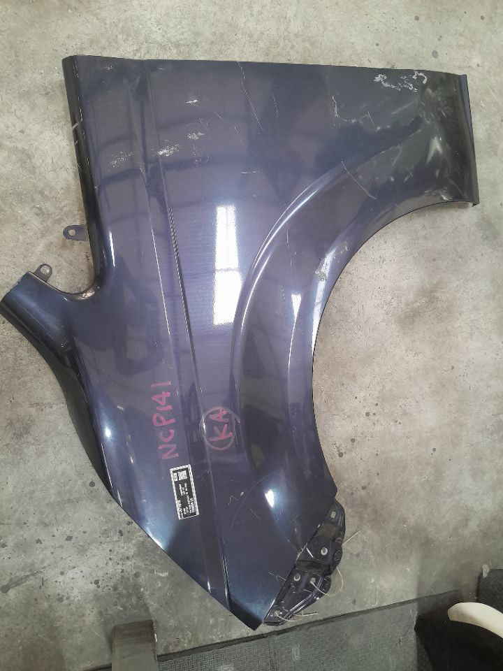 [FENDER LH]TOYOTA SPADE NCP141 2013 1NZ-FE FF AT 2WD #000323C571870