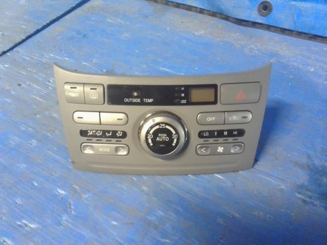 [AIR CONDITIONER PANEL]TOYOTA VOXY AZR60G 1AZ-FSE AT 2WD #0BD3253178540