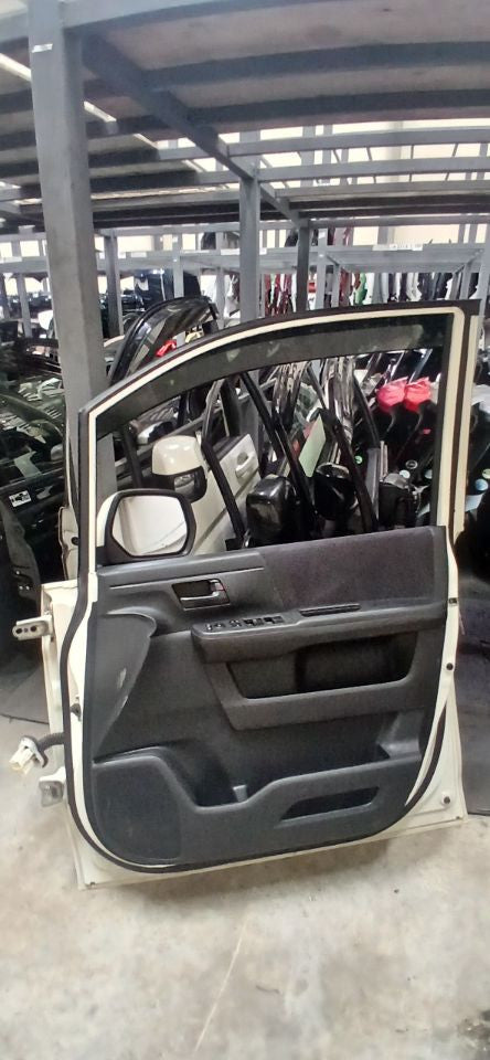 [F DOOR ASSY LH]HONDA STEPWGN　SPADA RK5 2010 R20A FF AT 2WD #000323B547209