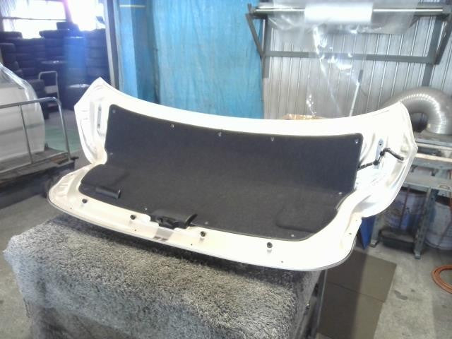 [TRUNK LID]LEXUS HS ANF10 2AZ-FXE AT 2WD #0BD3253178220