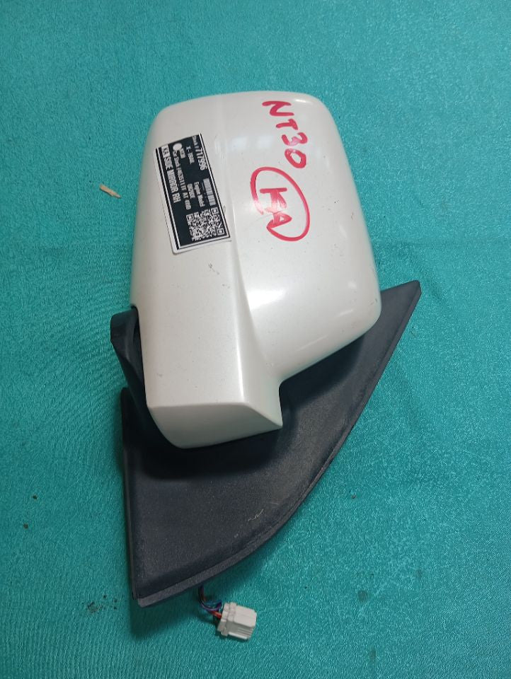 [SIDE MIRROR RH]NISSAN X-TRAIL NT30 2001 QR20DE FF AT 4WD #0003247717996