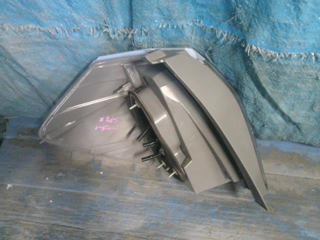 [TAIL LAMP RH]HONDA FIT SHUTTLE HYBRID GP2 LDA AT 2WD #0BD3253171834