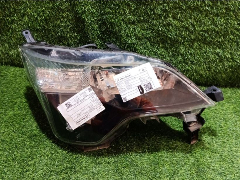 [HEADLIGHT ASSY RH]TOYOTA SPADE NSP140 2014 1NR-FE FF AT 2WD #0003263065006
