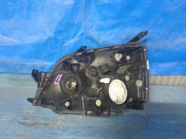 [HEADLIGHT ASSY RH]TOYOTA VOXY AZR60G 1AZ-FSE AT 2WD #0BD3253172066