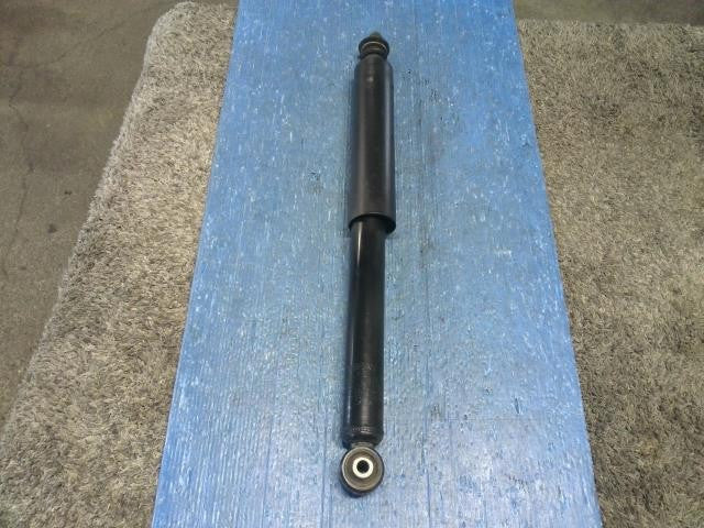 [R SHOCK ABSORBER LH]NISSAN SERENA GFC27 MR20DD AT 2WD #0BD3253182756