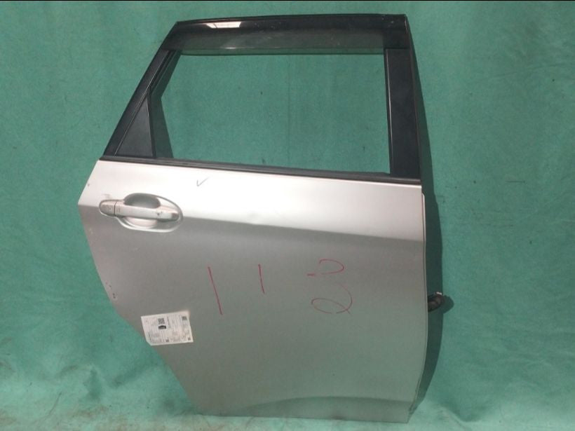 [R DOOR ASSY RH]TOYOTA RACTIS NCP120 2011 1NZ-FE FF AT 2WD #0003263064565
