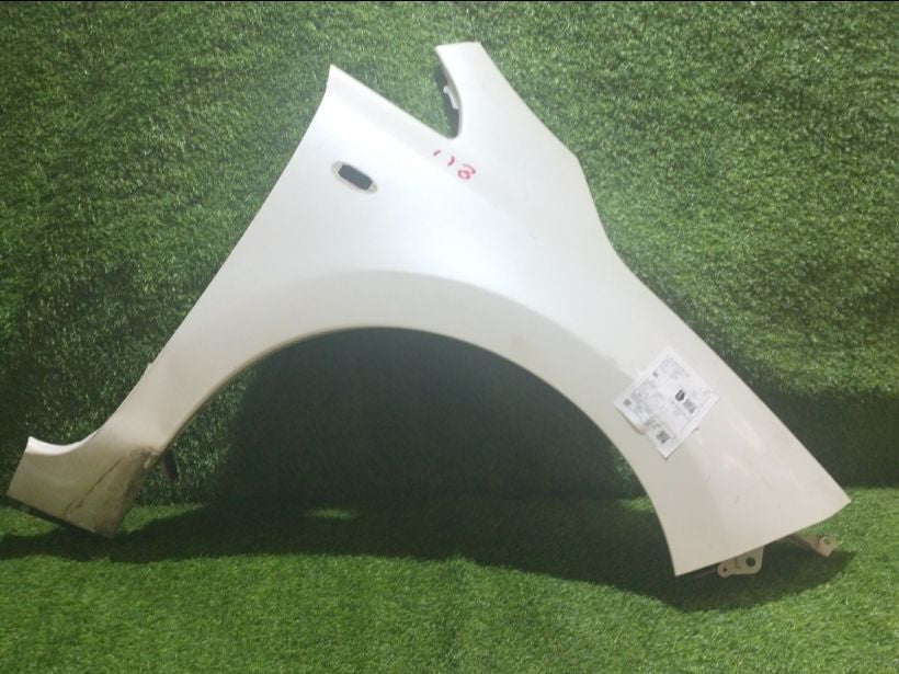 [FENDER RH]NISSAN LEAF AZE0 2015 EM57 FF AT 2WD #0003263051364