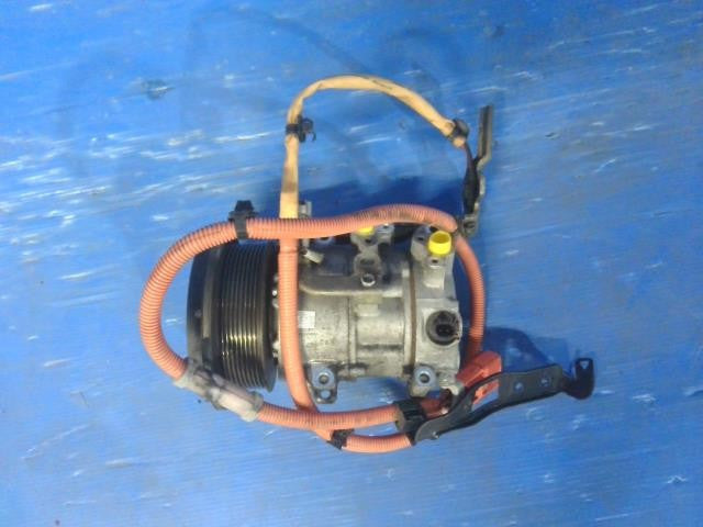 [A/C COMPRESSOR]TOYOTA ALPHARD HYBRID ATH10W 2AZ-FXE AT 4WD #0BD3253172602
