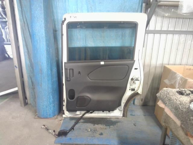 [R DOOR ASSY RH]NISSAN SERENA GFC27 MR20DD AT 2WD #0BD3253170973