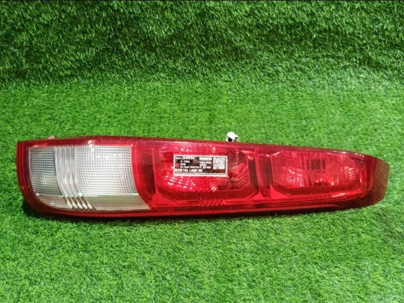 [TAIL LAMP RH]NISSAN X-TRAIL NT30 2001 QR20DE FF MT 4WD #0003253844294
