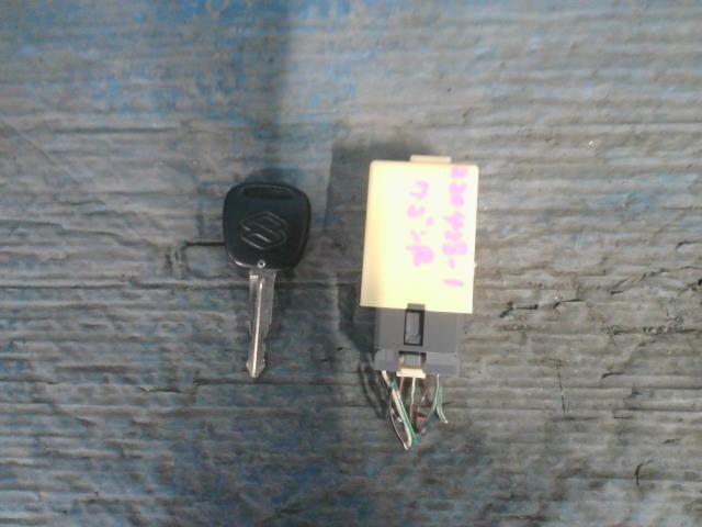 [KEYLESS REMOTE CONTROL]SUZUKI WAGON R MC22S K6A AT 2WD #0BD3253171092