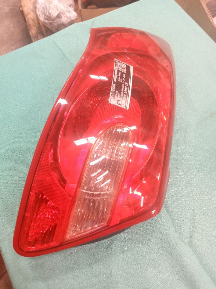 [TAIL LAMP LH]SUZUKI KIZASHI RF91S 2013 J24B FF AT 4WD #000324B772588