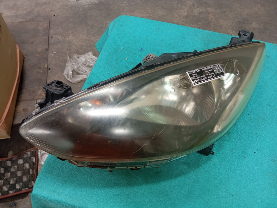[HEADLIGHT ASSY LH]MAZDA DEMIO DE3FS 2010 ZJ-VE FF MT 2WD #000324B782531