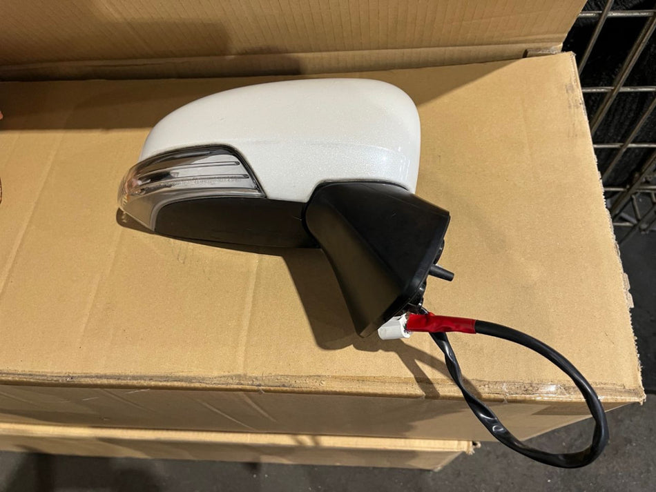 [SIDE MIRROR RH]TOYOTA RACTIS NCP120 1NZ-FE FF AT 2WD #0B23253004231