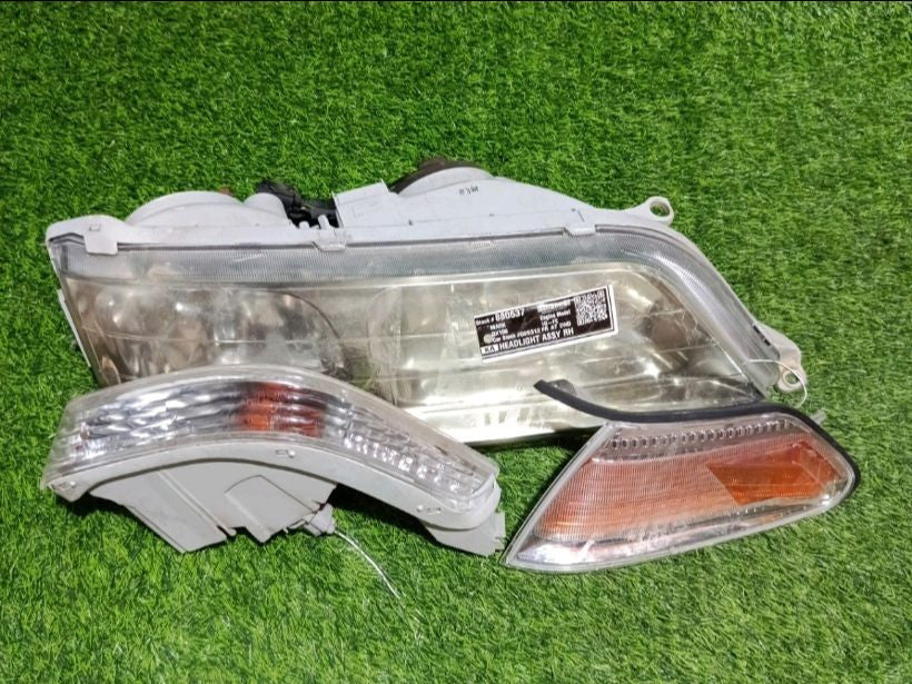[HEADLIGHT ASSY RH]TOYOTA MARKⅡ GX100 2000 1G-FE FR AT 2WD #0003254880537