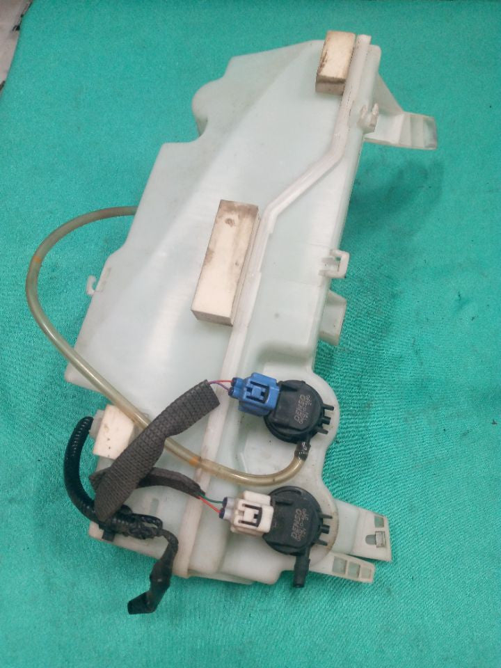 [WASHER TANK]SUZUKI ALTO HA36S R06A FF AT 2WD #000324A760297