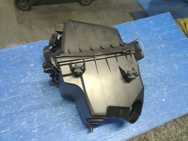 [AIR CLEANER]TOYOTA HARRIER AVU65W   #0BD3253174729