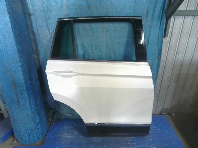 [R DOOR ASSY RH]VOLKSWAGEN TIGUAN 5NDFGF DFG AT 4WD #0BD3253174295