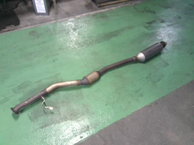 [CENTER MUFFLER]TOYOTA CROWN ATHLETE AWS210 2AR-FSE AT 2WD #0BD3253178686