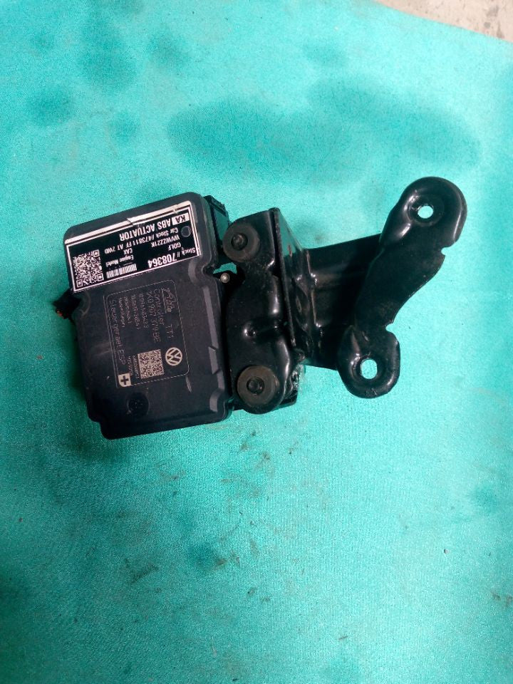[ABS ACTUATOR]VOLKSWAGEN GOLF WVWZZZ1K 2011 CAX FF AT 2WD #0003247708364