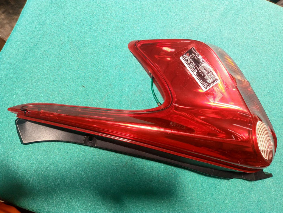 [TAIL LAMP RH]NISSAN JUKE YF15 2011 HR15DE FF AT 2WD #0003249737005