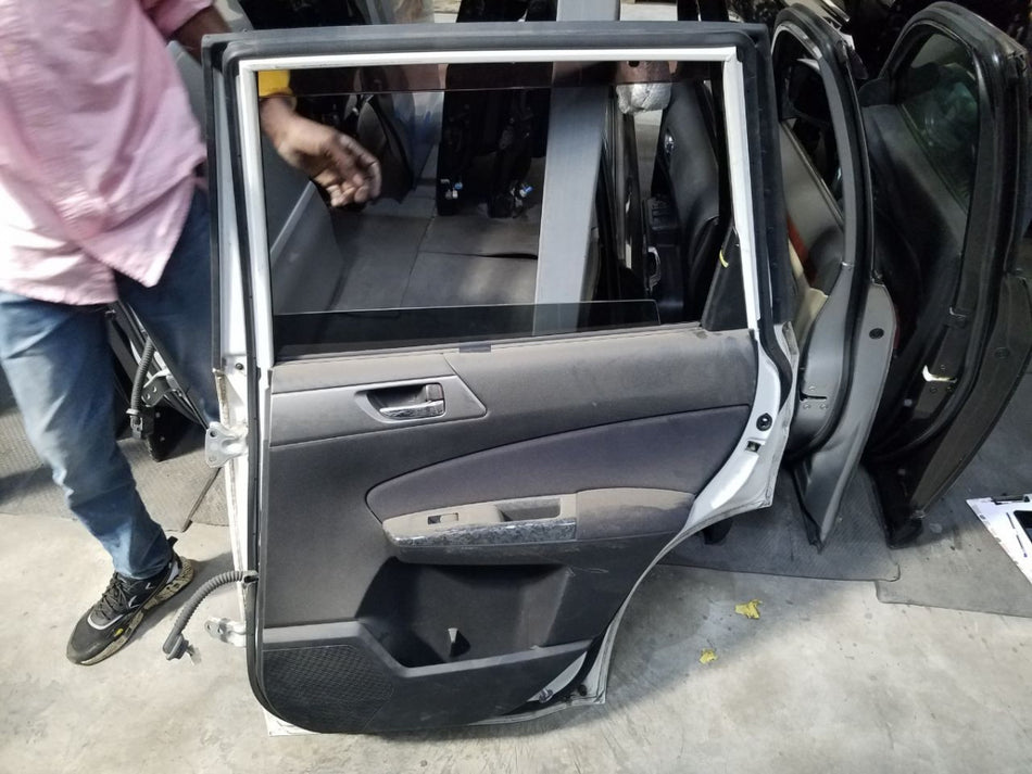 [R DOOR ASSY RH]SUBARU FORESTER SHJ FB20 FF AT 4WD #0003245673688