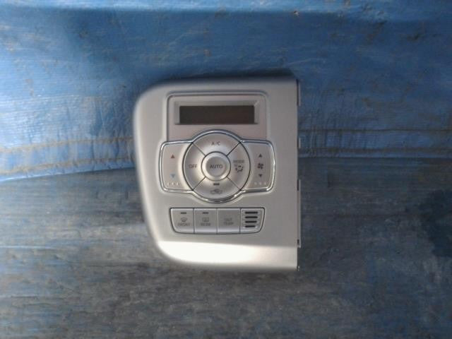 [AIR CONDITIONER PANEL]SUZUKI EVERY WAGON DA17W R06A AT 2WD #0BD3253170869
