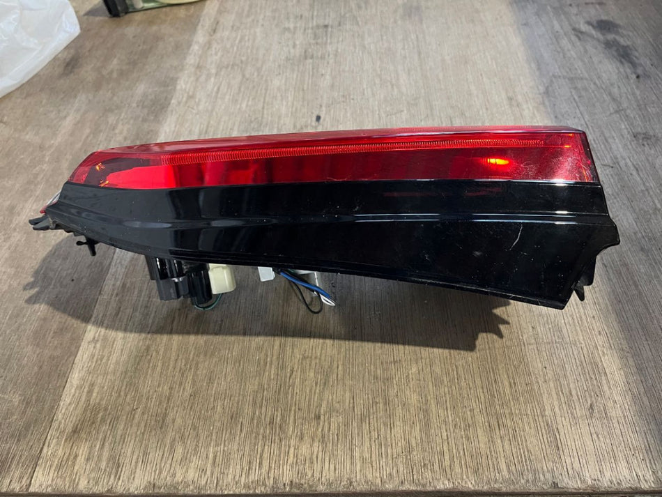 [R FINISHER LAMP LH]TOYOTA RAV4 MXAA54 M20A-FKS FF AT 2WD #0B23252003983