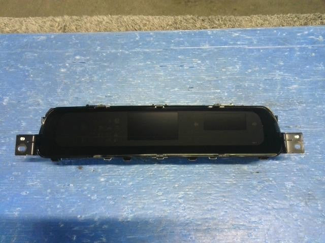 [SPEEDOMETER]TOYOTA AQUA NHP10 1NZ-FXE AT 2WD #0BD3253174322