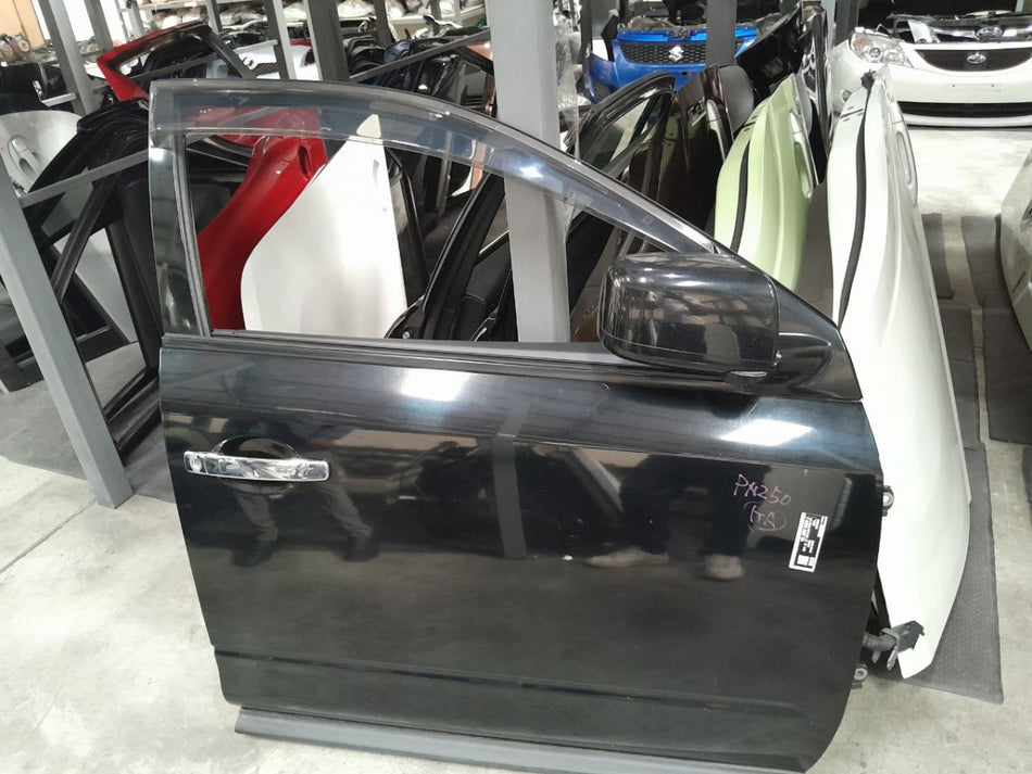 [F DOOR ASSY RH]NISSAN MURANO PNZ50 2006 VQ35DE FF AT 4WD #000323B539095