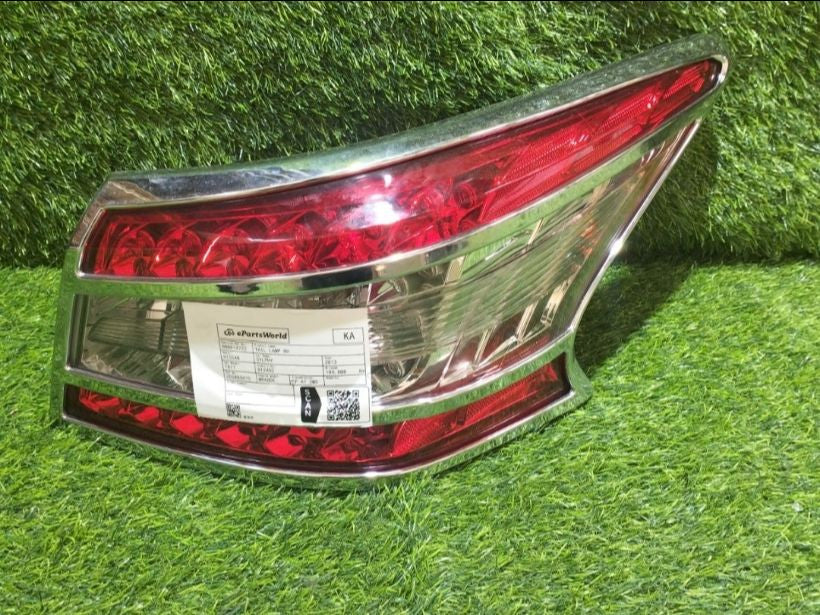 [TAIL LAMP RH]NISSAN SYLPHY TB17 2013 MRA8DE FF AT 2WD #0003265089475