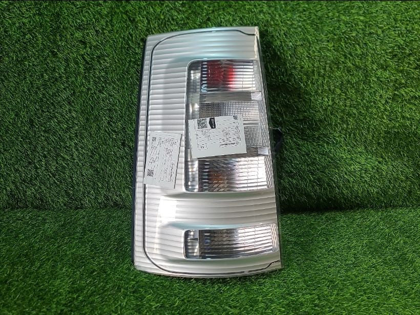 [TAIL LAMP LH]TOYOTA SIENTA NCP85G 2011 1NZ-FE FF AT 4WD #0003264074781
