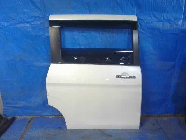 [R DOOR ASSY RH]SUZUKI LANDY SC27 MR20 AT 2WD #0BD3253172901