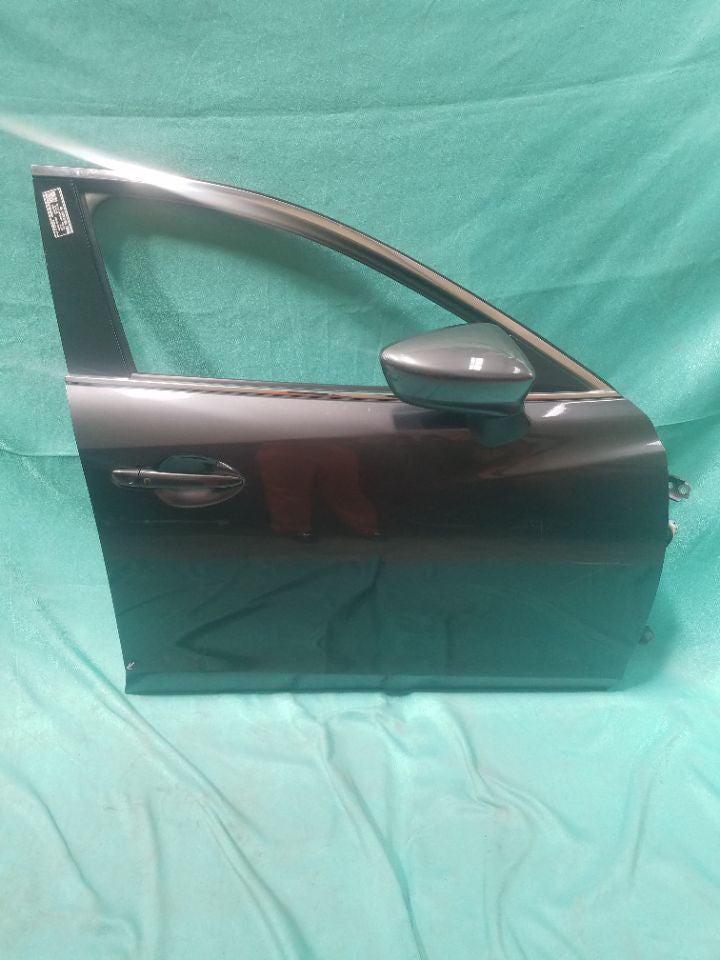 [F DOOR ASSY RH]MAZDA ATENZA WAGON GJ2FW 2013 SH-VPTR FF AT 2WD #000324B773904