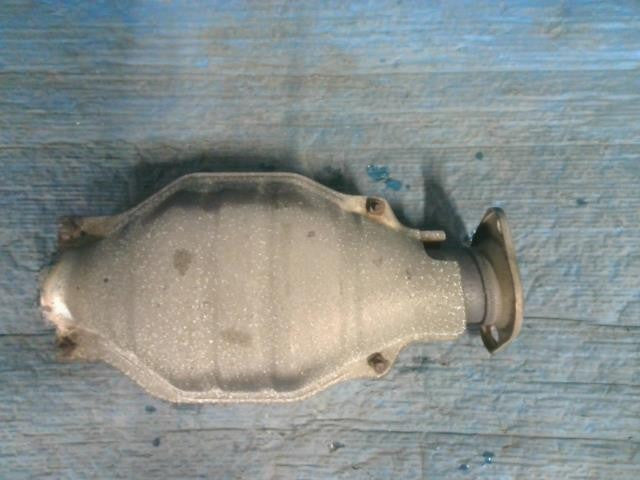 [CATALYTIC CONVERTER]SUBARU FORESTER SG5 EJ20 MT 4WD #0BD3253170864