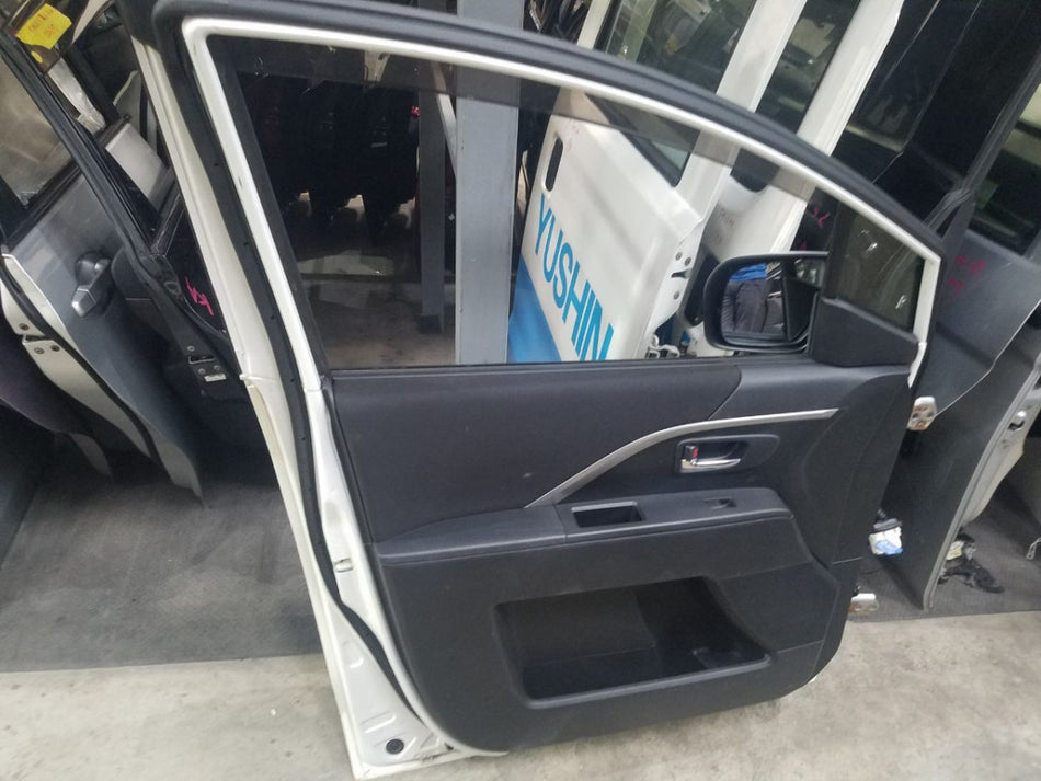 [F DOOR ASSY LH]NISSAN LAFESTA HIGHWAY STAR CWEFWN 2011 LF-VDS FF AT 2WD #000323C566879