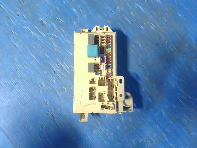 [FUSE BOX]DAIHATSU MOVE CONTE L575S KF AT 2WD #0BD3253178760