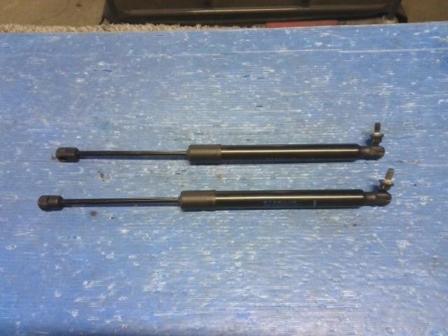 [BACK DOOR DAMPER]HONDA FIT GR3 LEB AT 2WD #0BD3253174520