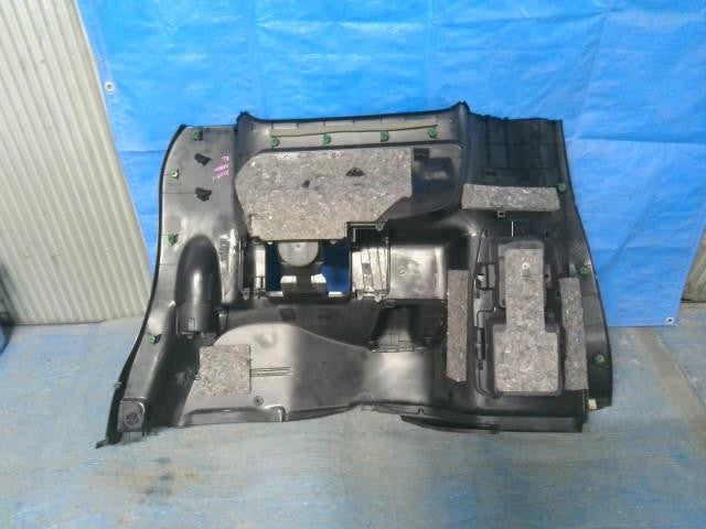 [OTHER INTERIOR PARTS]TOYOTA VOXY ZRR80G 3ZR-FAE AT 2WD #0BD3253170872