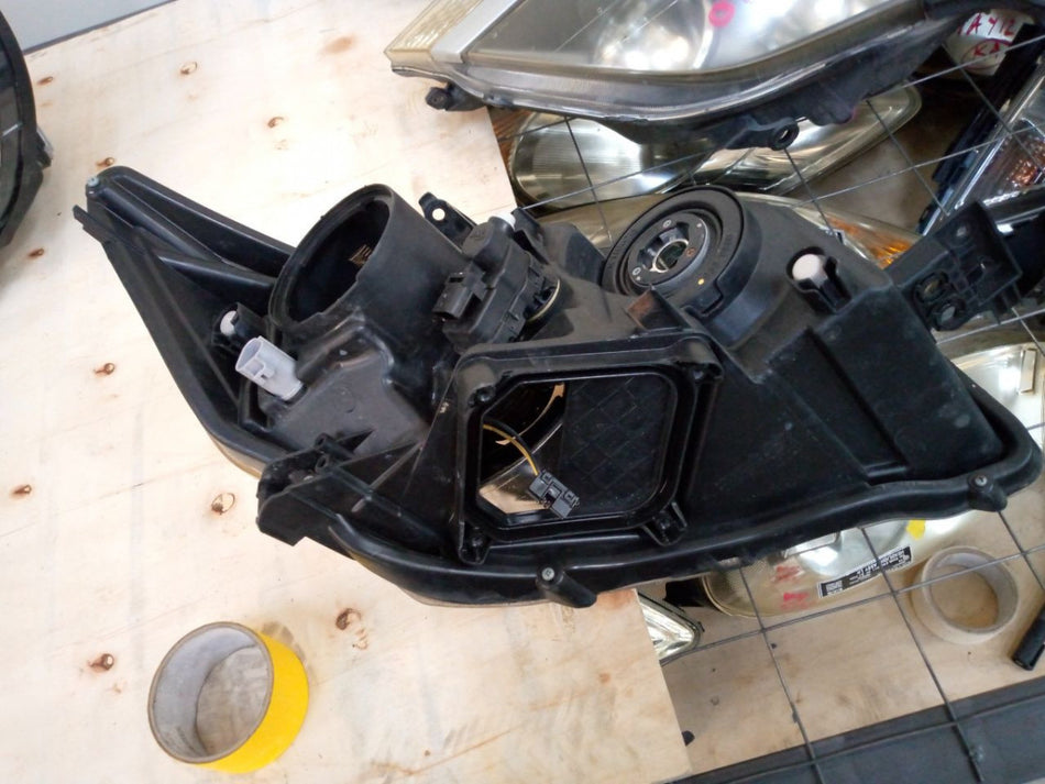 [HEADLIGHT ASSY LH]TOYOTA RUMION ZRE152 2ZR-FAE FF AT 2WD #0003231334439