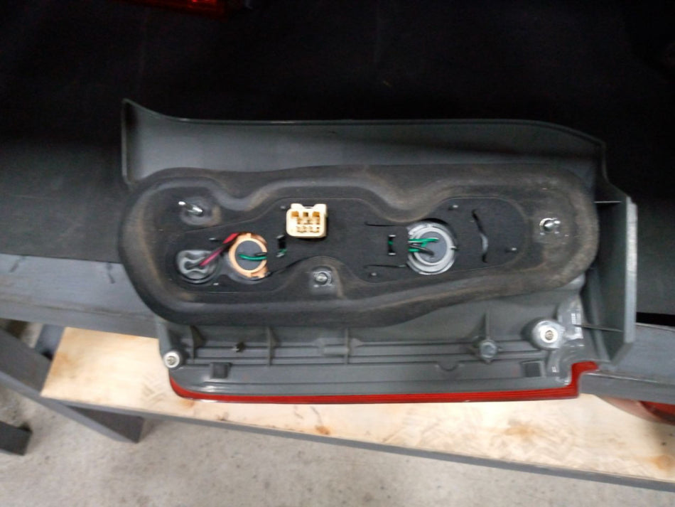 [TAIL LAMP LH]TOYOTA COROLLA RUMION NZE151 2008 1NZ-FE FF AT 2WD #0003241583754