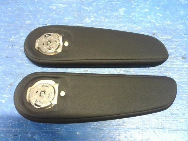 [ARM REST]NISSAN SERENA GC27   #0BD3253178394