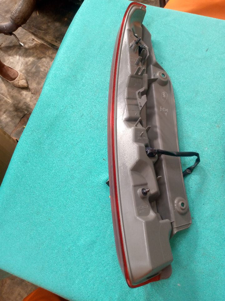 [TAIL LAMP RH]TOYOTA ISIS ZNM10G 2007 1ZZ-FE FF AT 2WD #000324A755833